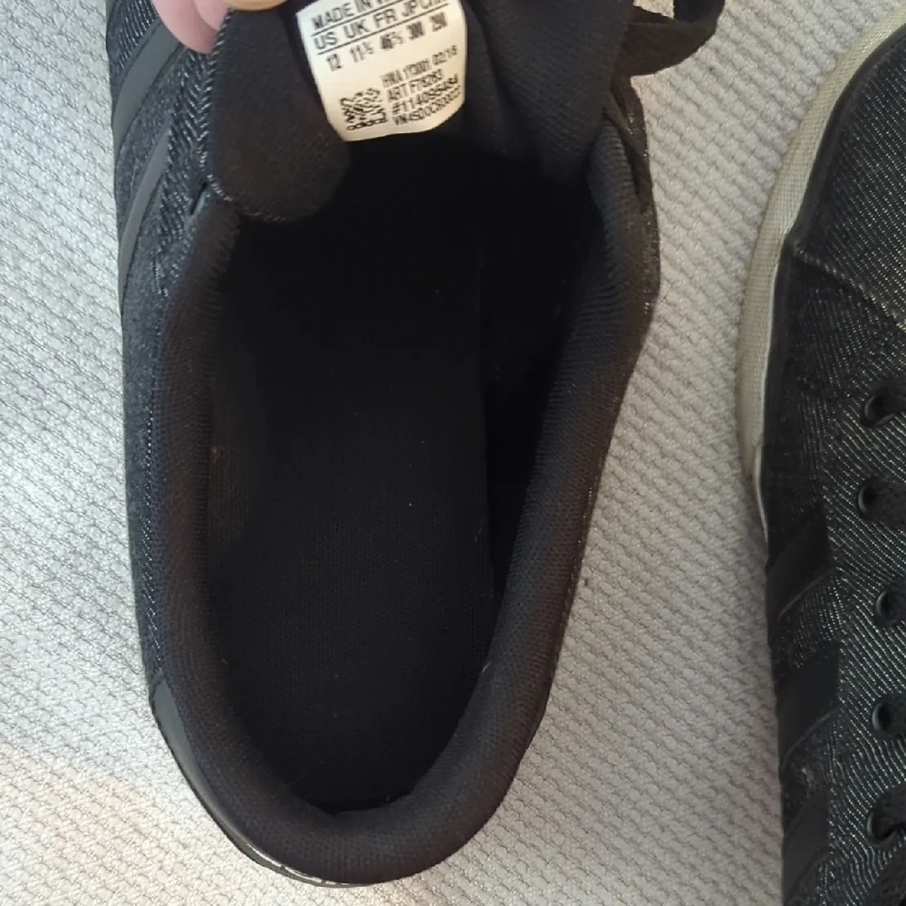 Adidas Black and White Sneakers Classic Low-Top Design